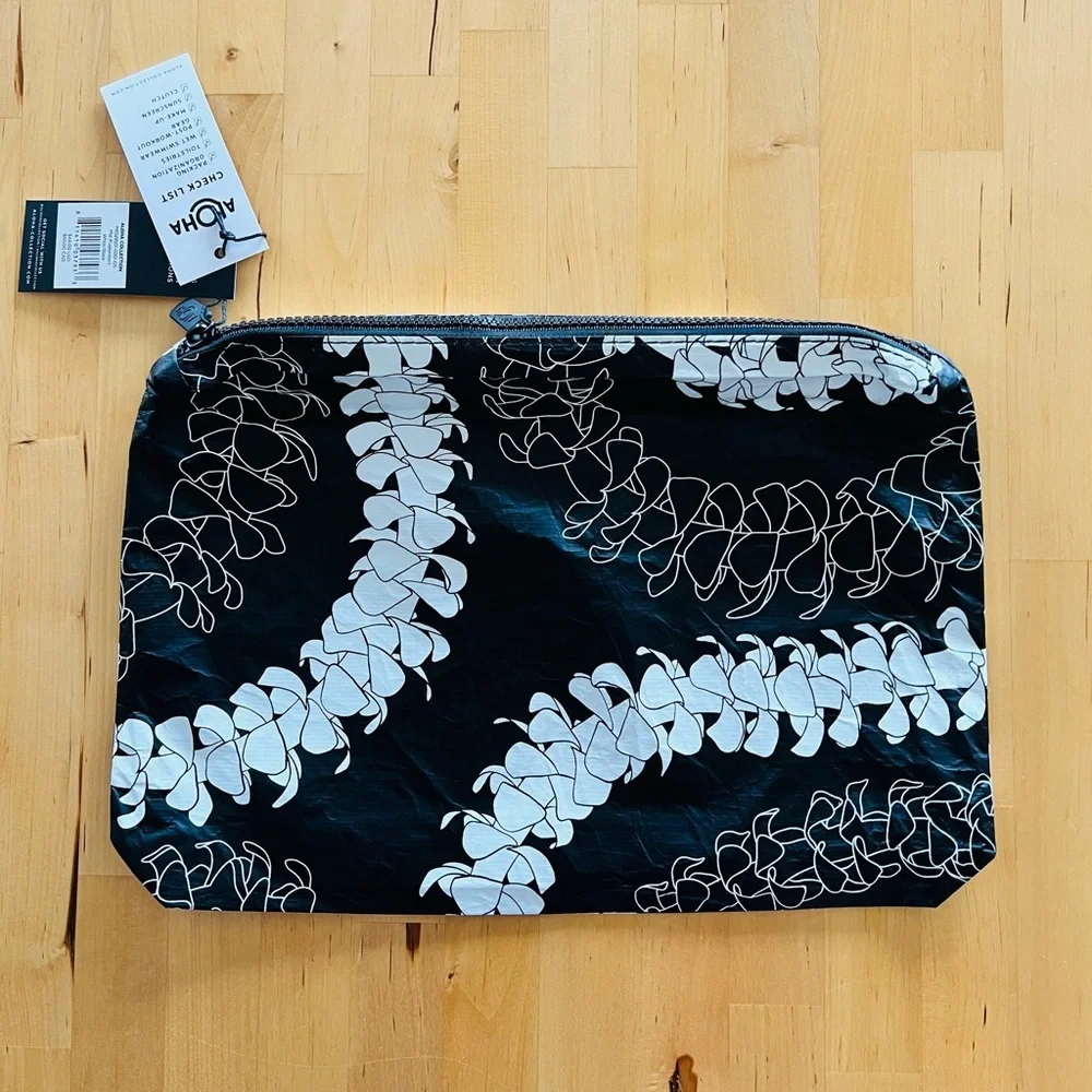 ALOHA Collection 🌺 Black and White Mid Size Travel Pouch - Puakenikeni - Picture 3 of 9